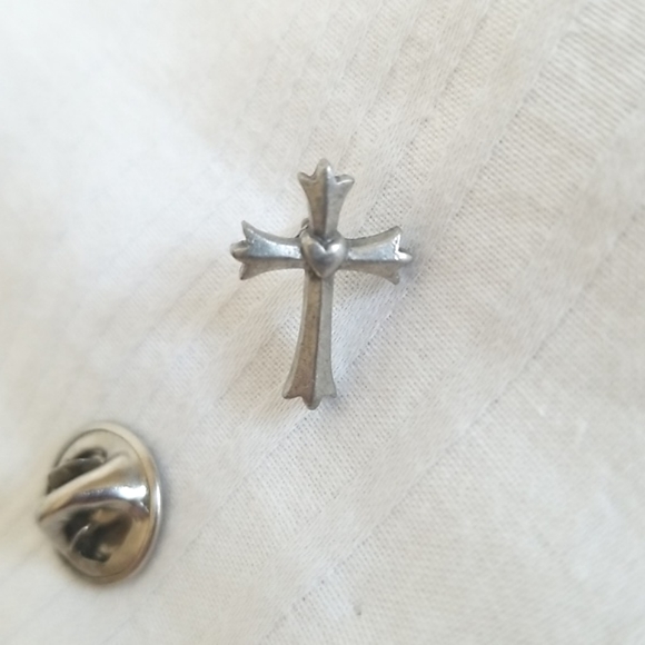 Bob Siemon Designs Pewter Cross Heart Pin - Picture 2 of 5